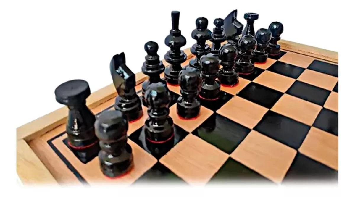 Juego de Ajedrez Profesional No 5 Madera artesanal  45x45 cm