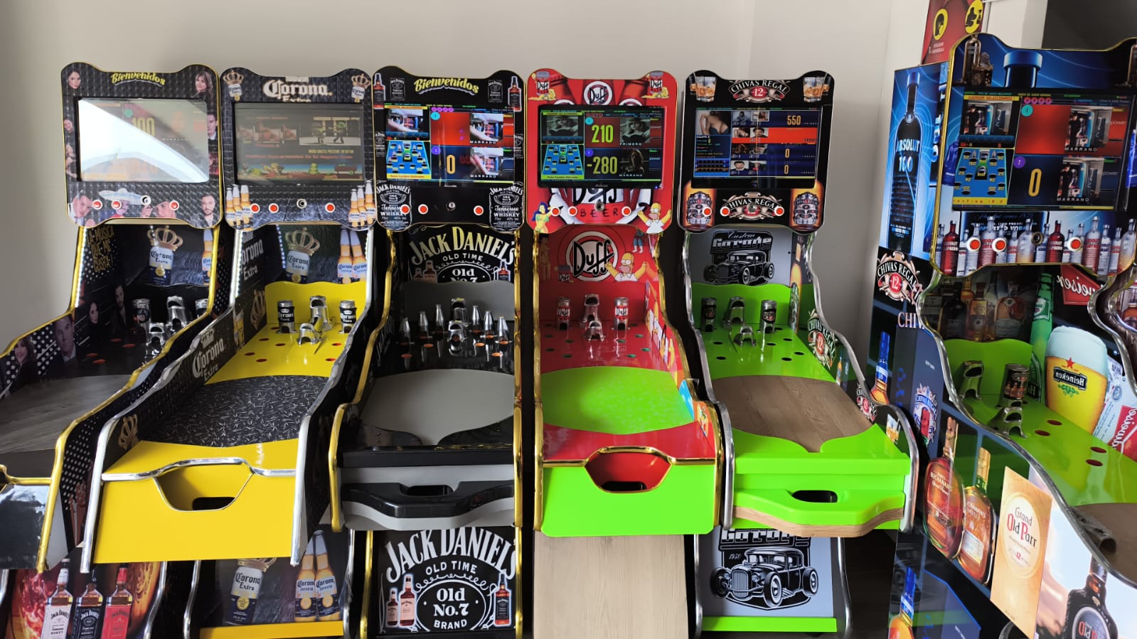 Juego de Bolirana Smart Grande - 7 Juegos Pantalla 19 Pulgadas 16 Jugadores 12 Esferas Diseño Cerveza Corona Extra