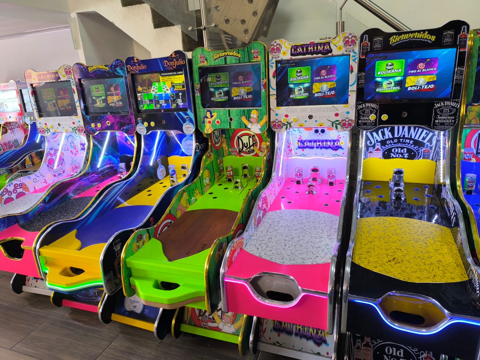 Juego de Bolirana Smart Grande - 7 Juegos Pantalla 19 Pulgadas 16 Jugadores 12 Esferas Diseño La Catrina