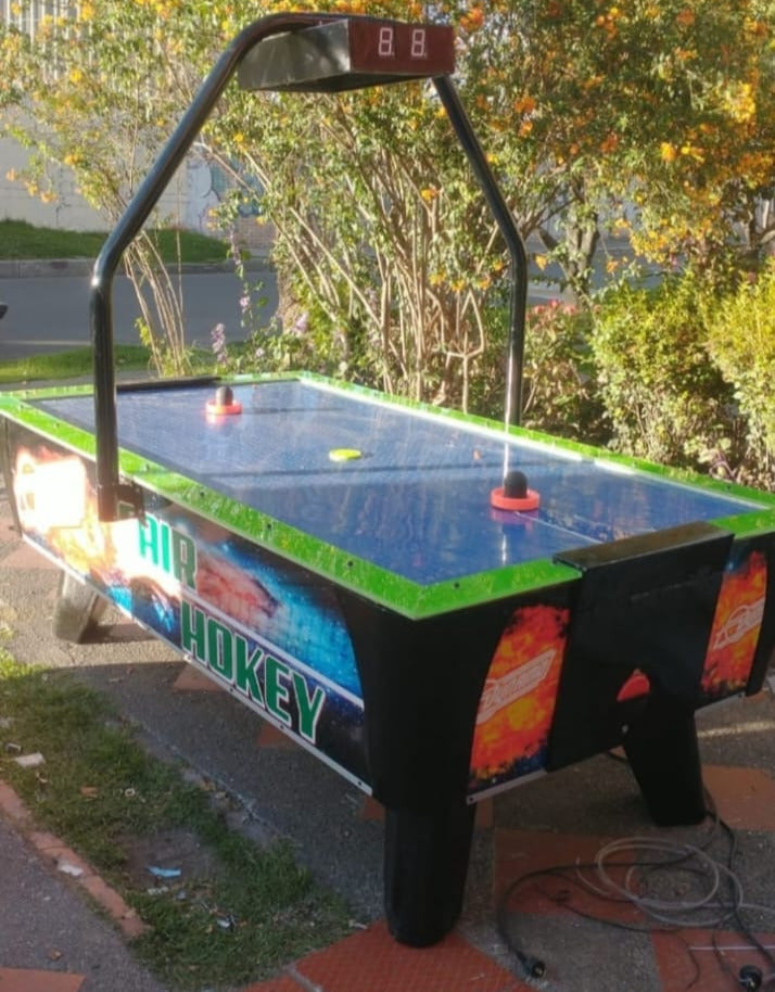 Mesa Air Hockey LED Profesional – Fast Hockey con Marcador Digital